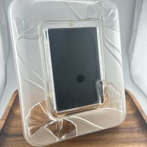 Vintage Mikasa‎ Frosted Pink Heavy  Crystal Glass Floral Picture Frame 4" X 6"
